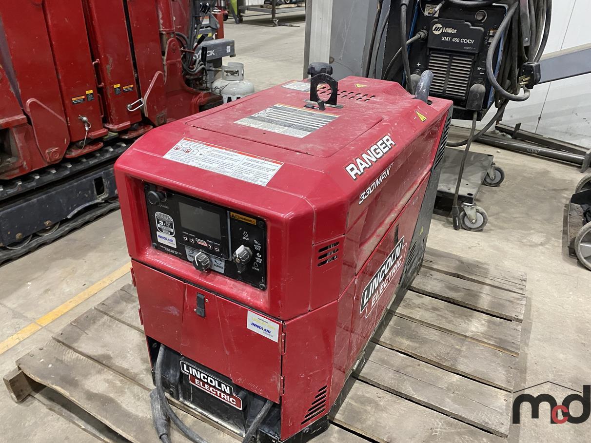 Lincoln Ranger 330MPX Welder